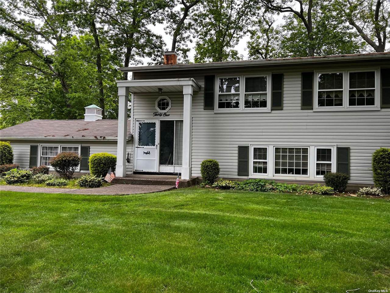 31 Sycamore Avenue - Photo 1