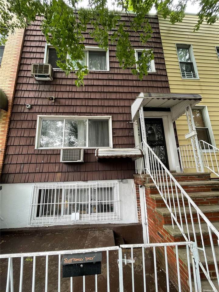 62 Eckford Street - Photo 1