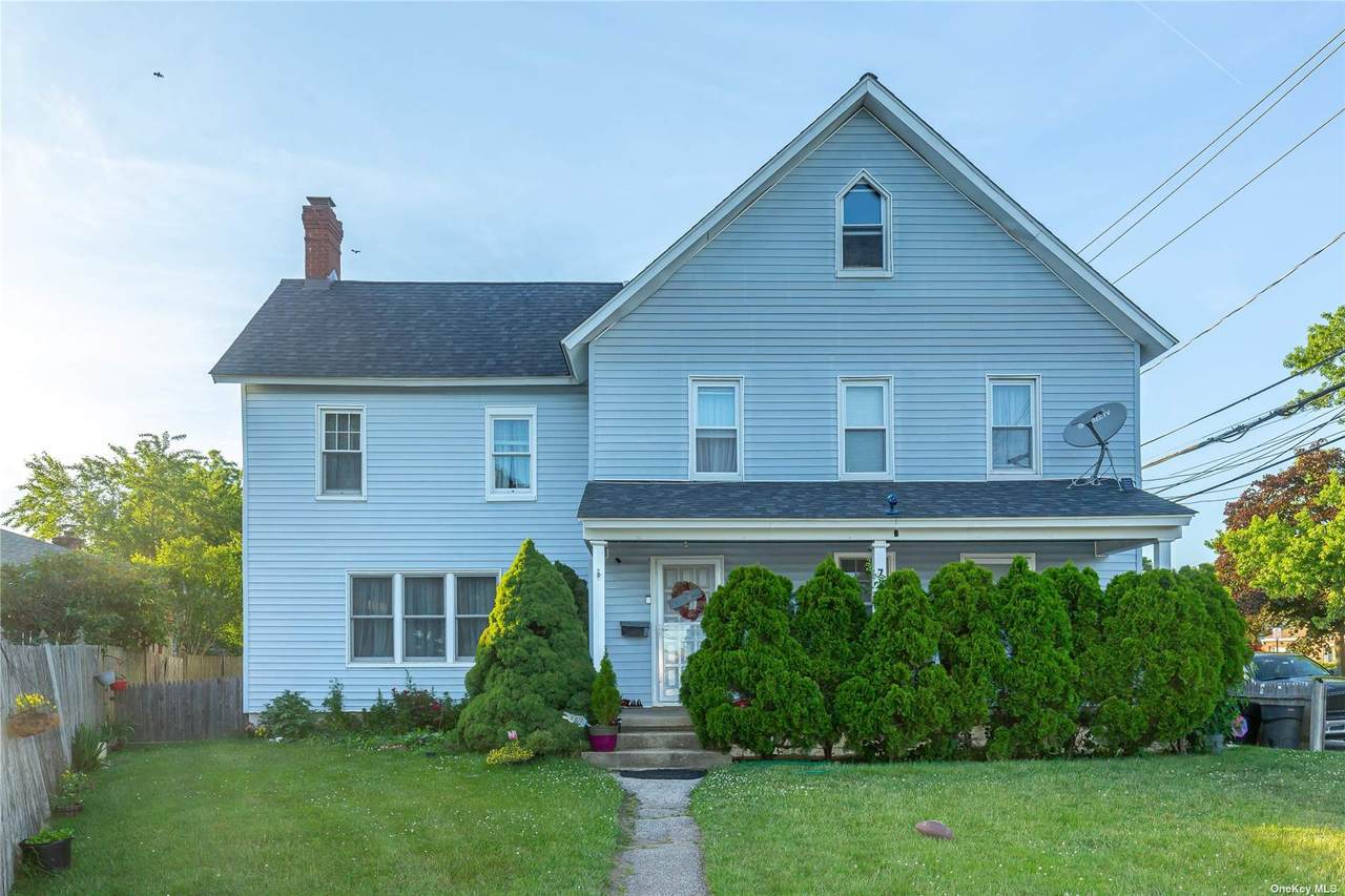 760 Gardiners Avenue - Photo 1