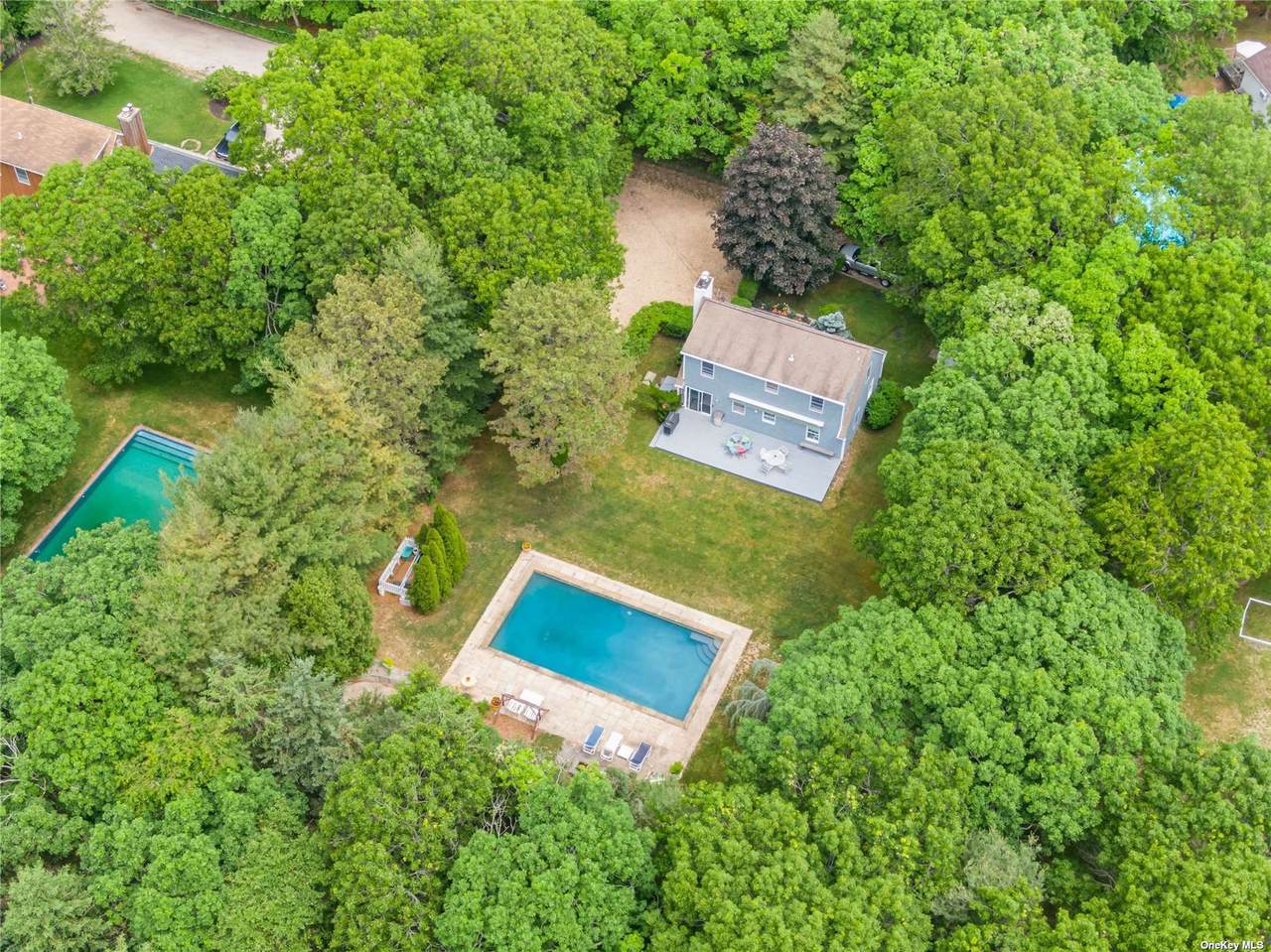 9 Cedar Drive - Photo 1