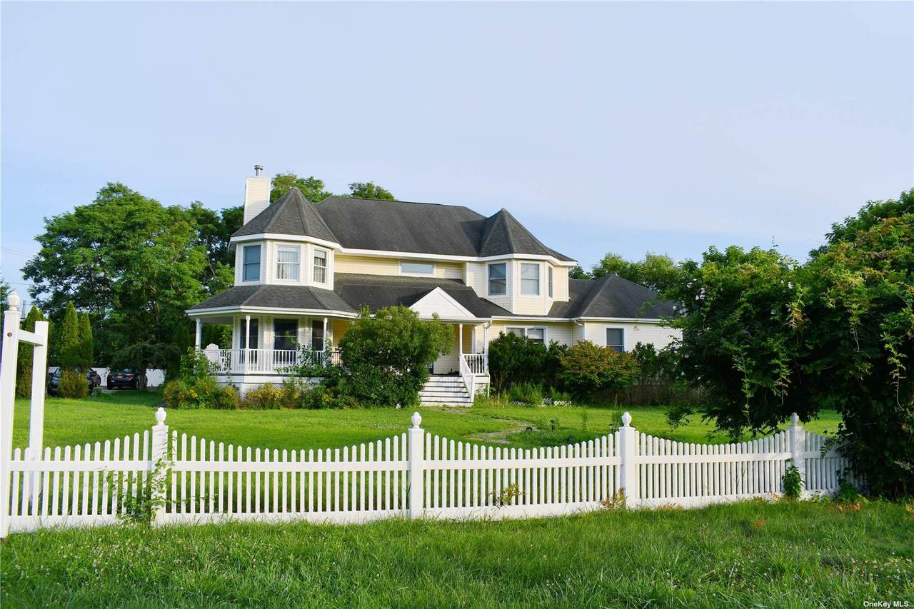 114 Main Street - Photo 1