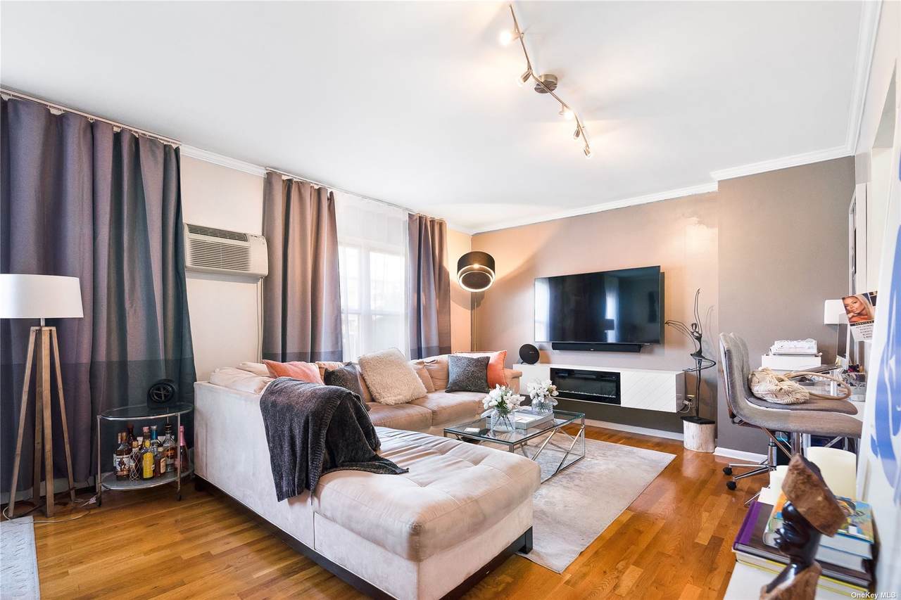501 Greene Avenue - Photo 1
