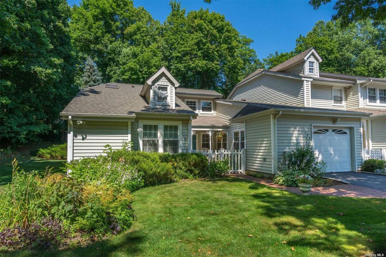 104 Spring Road - Photo 1