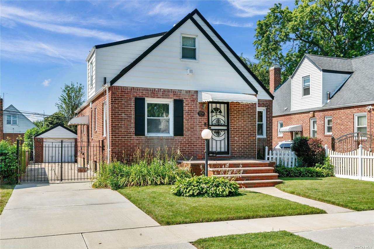 227-44 114th Avenue - Photo 1