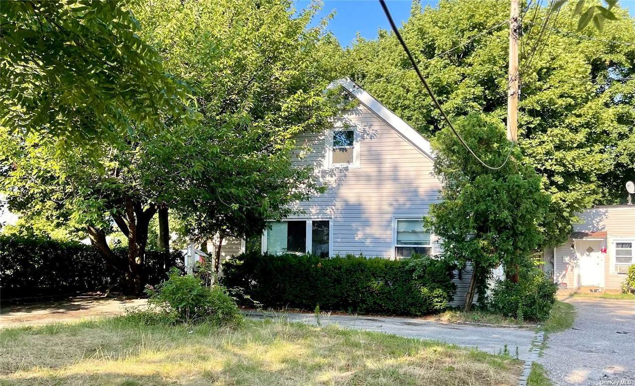 19 Rose Avenue - Photo 1