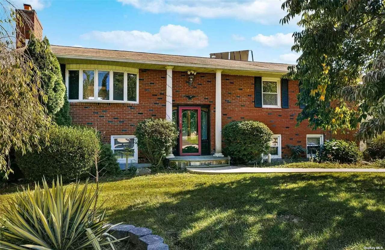 56 Plymouth Road - Photo 1