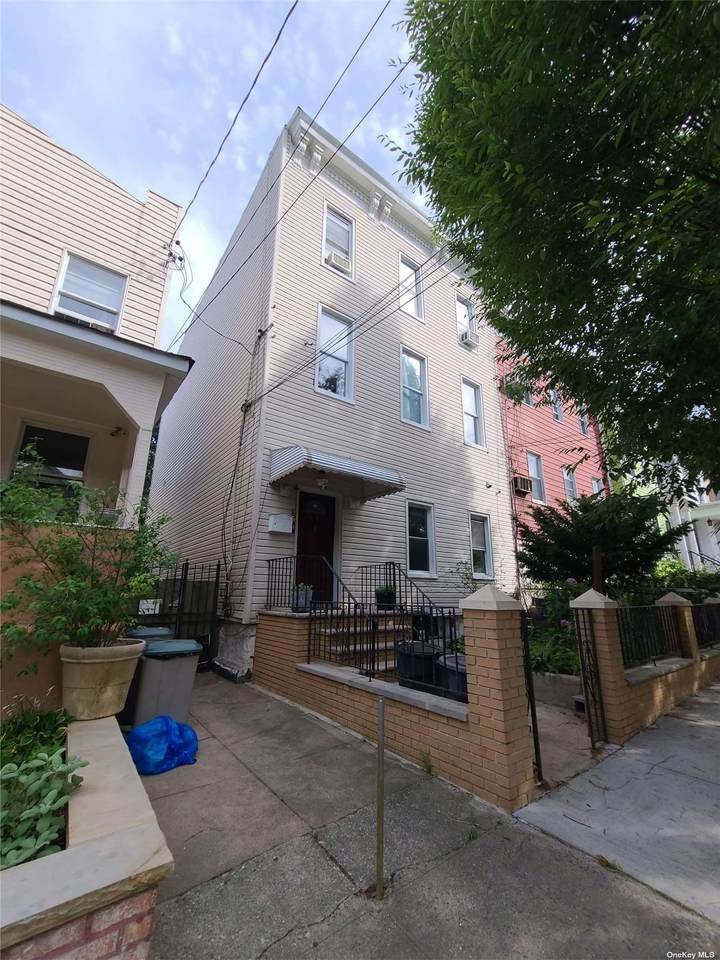 20-41 41st Street - Photo 1