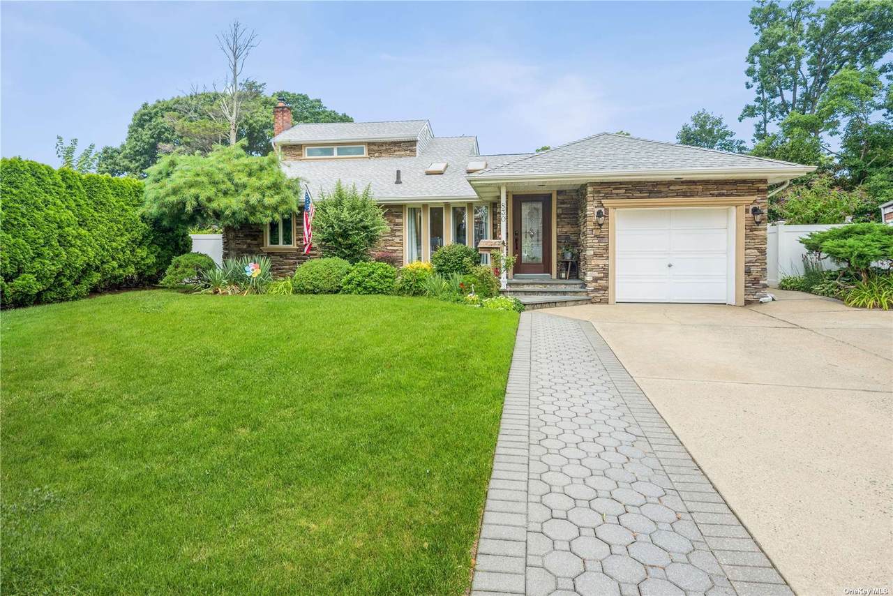 830 Willow Road - Photo 1