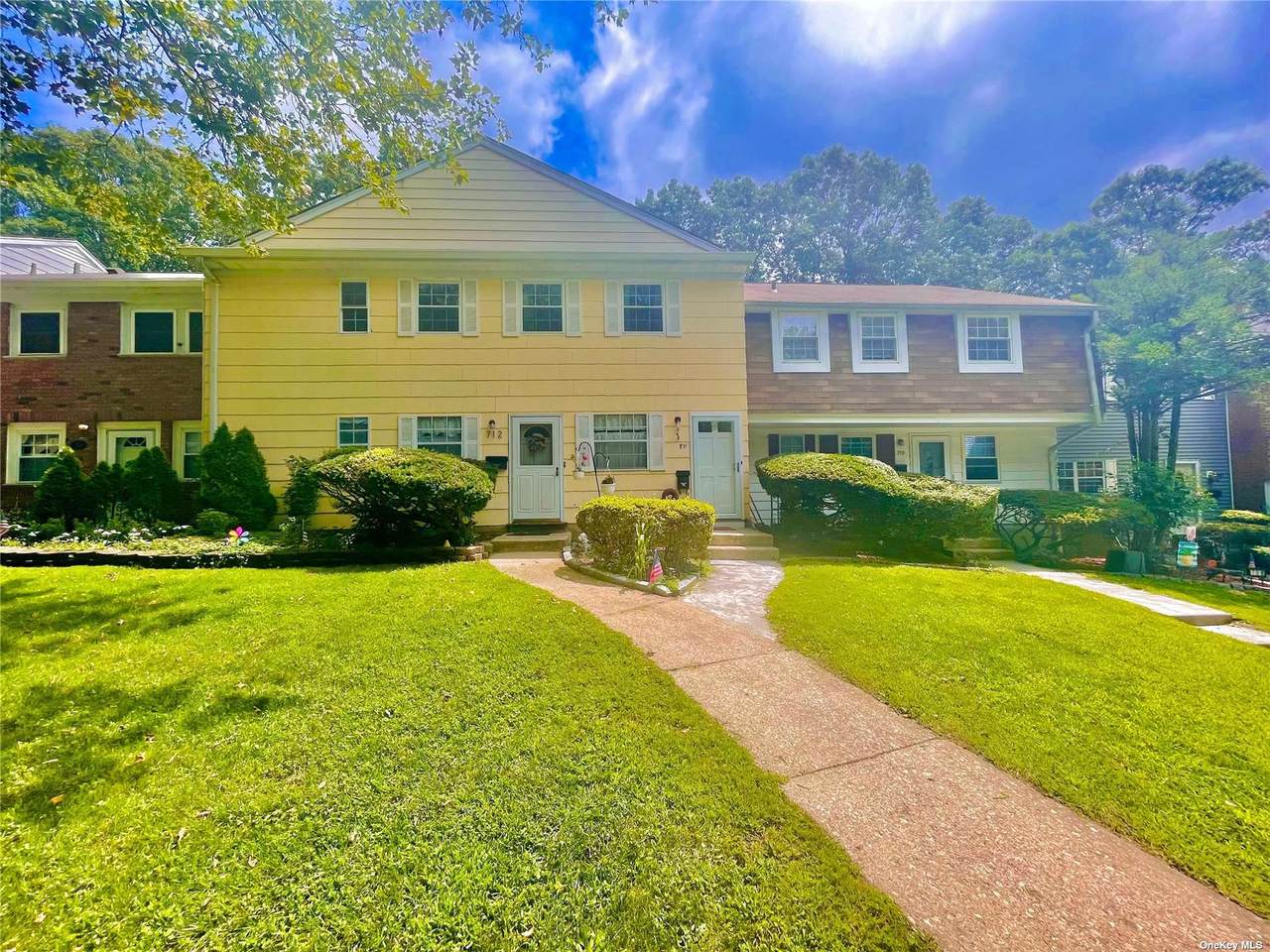 711 Towne House - Photo 1