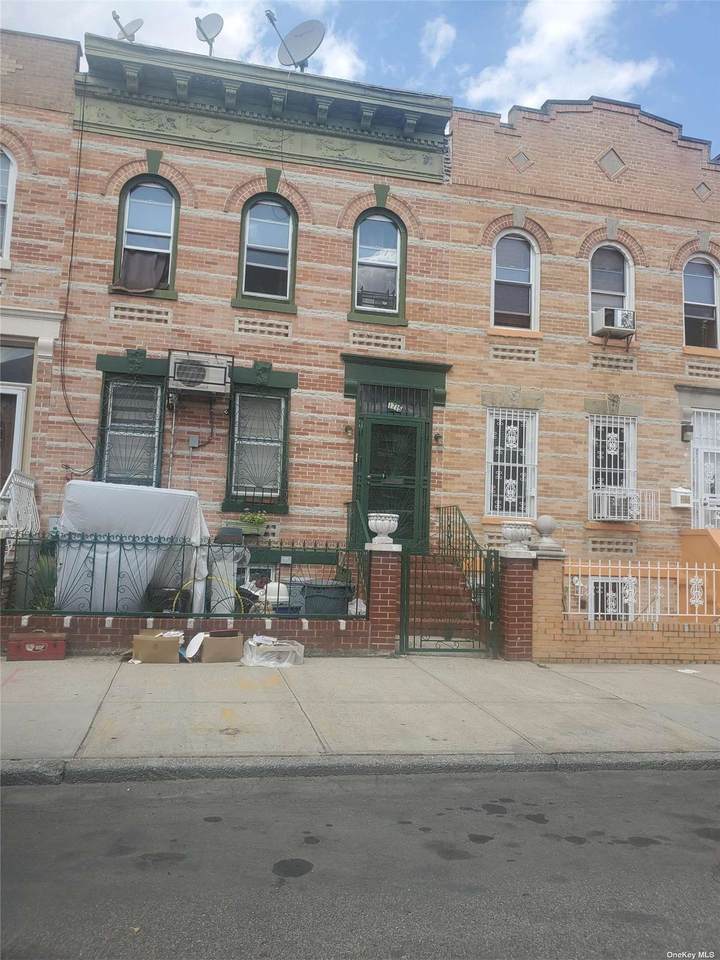 1715 Park - Photo 1
