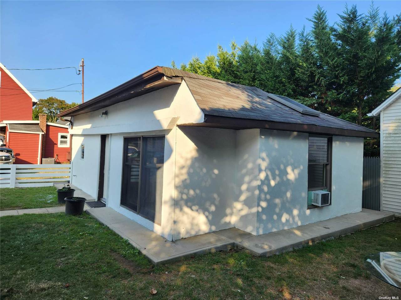 81A Carman Avenue - Photo 1