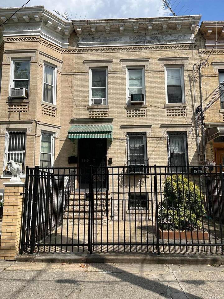 155 Nichols Avenue - Photo 1