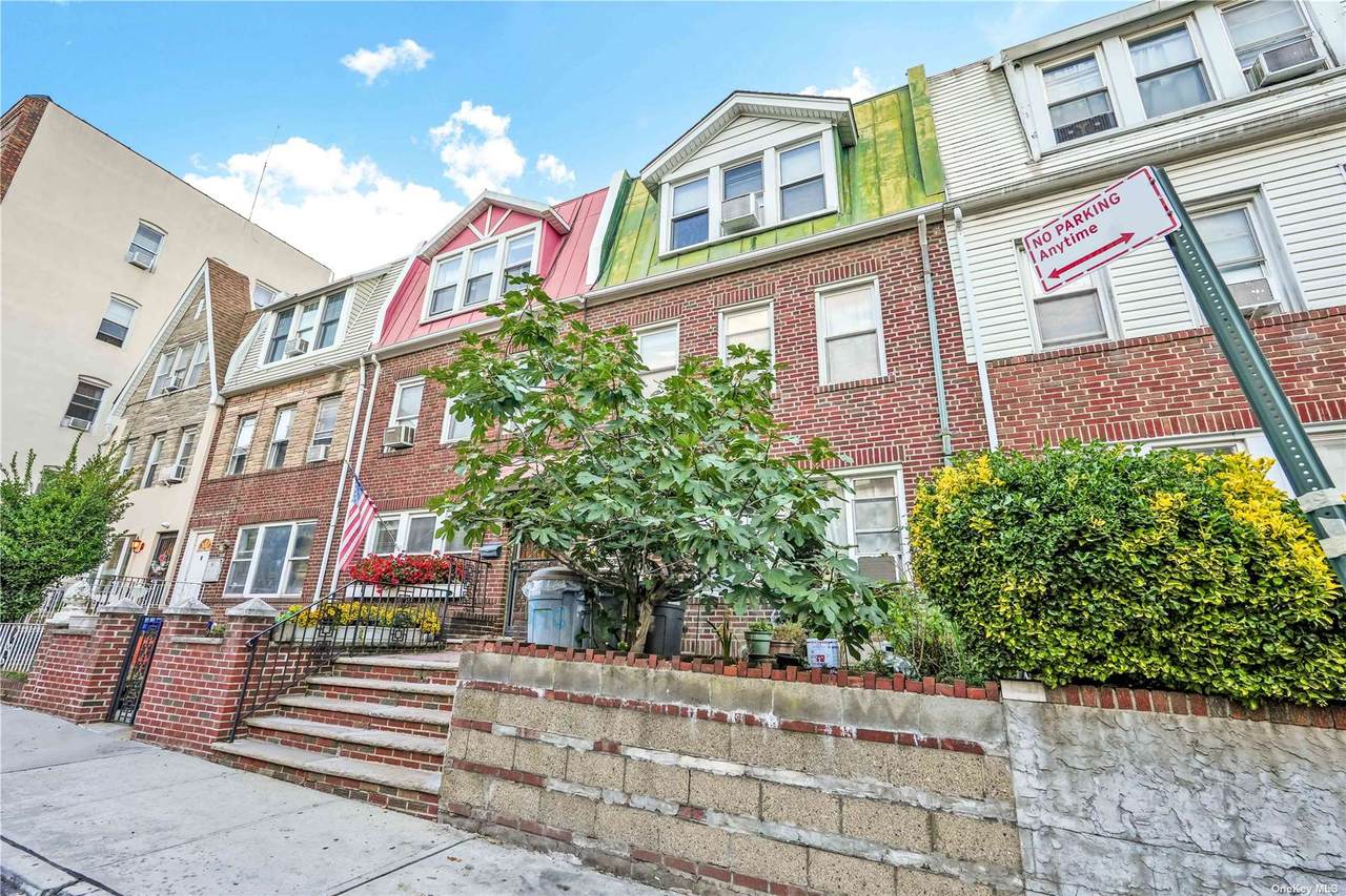 20-66 32nd Street - Photo 1