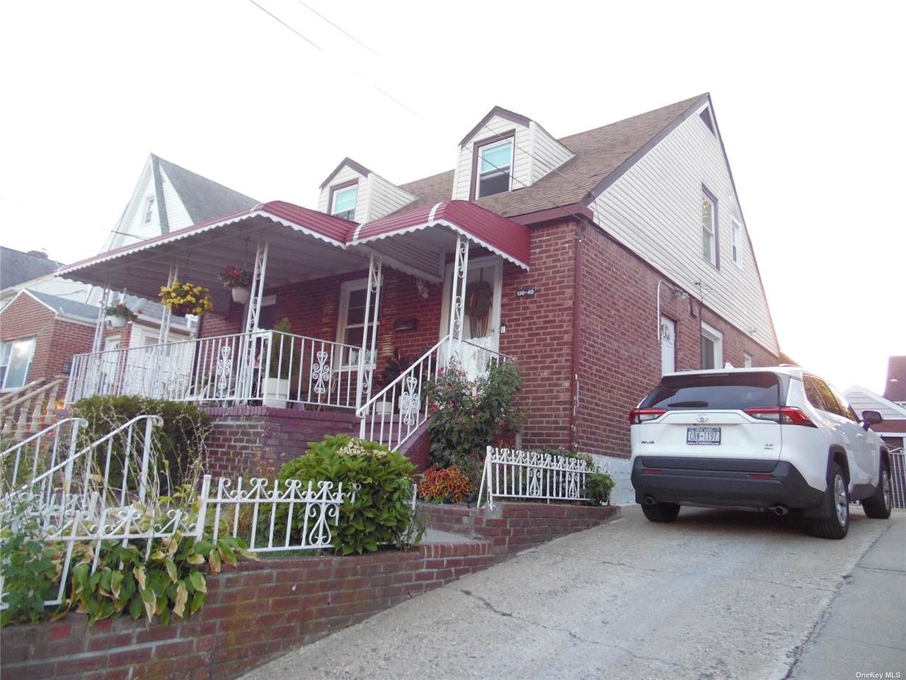 138-40 229th Street - Photo 1