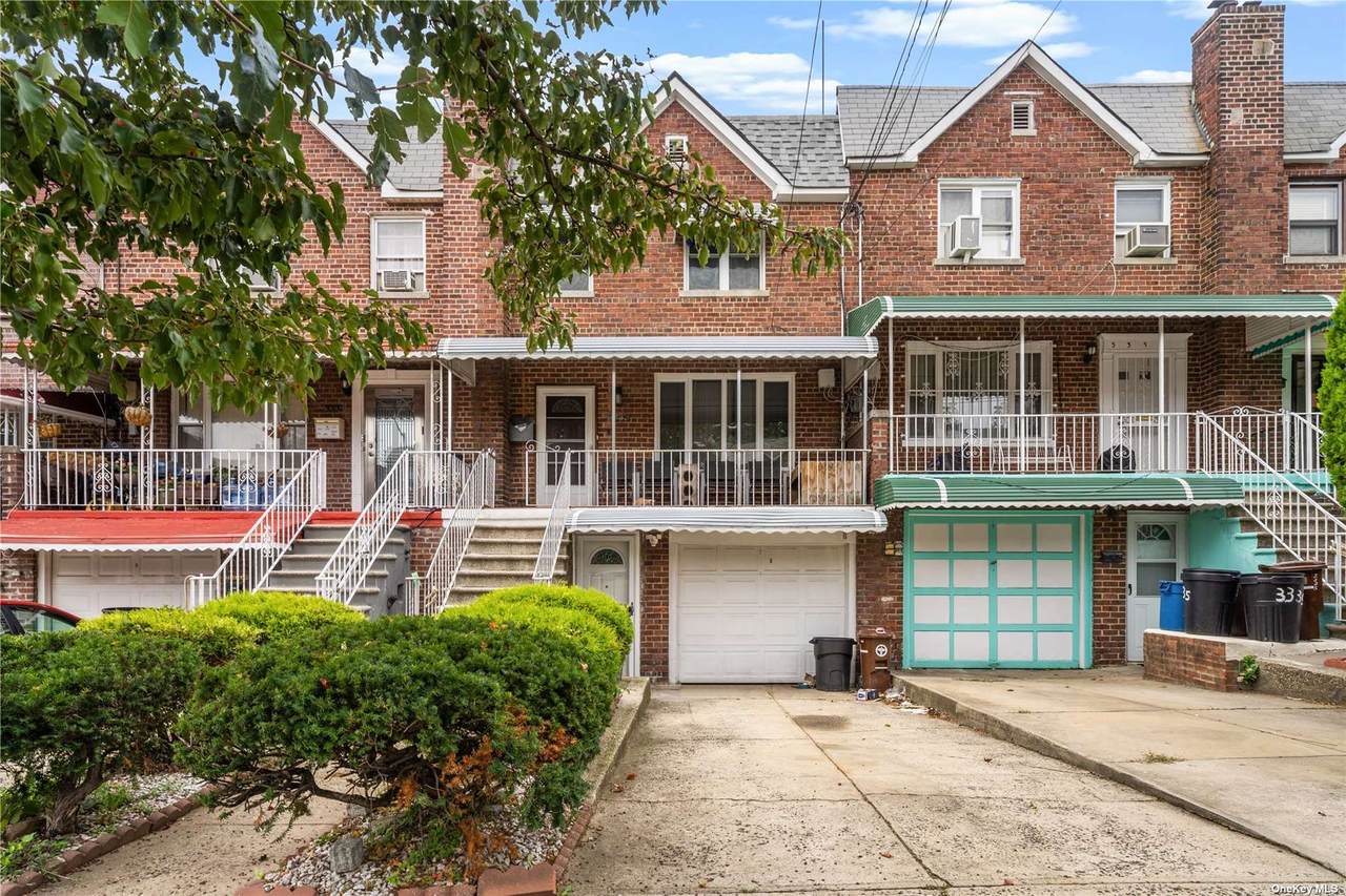 3333 Pearsall Avenue - Photo 1