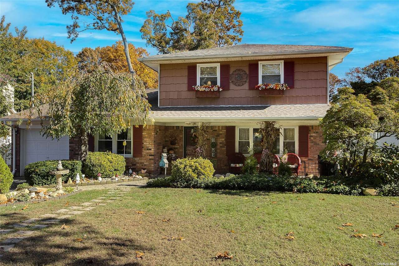 55 Pleasant Avenue - Photo 1