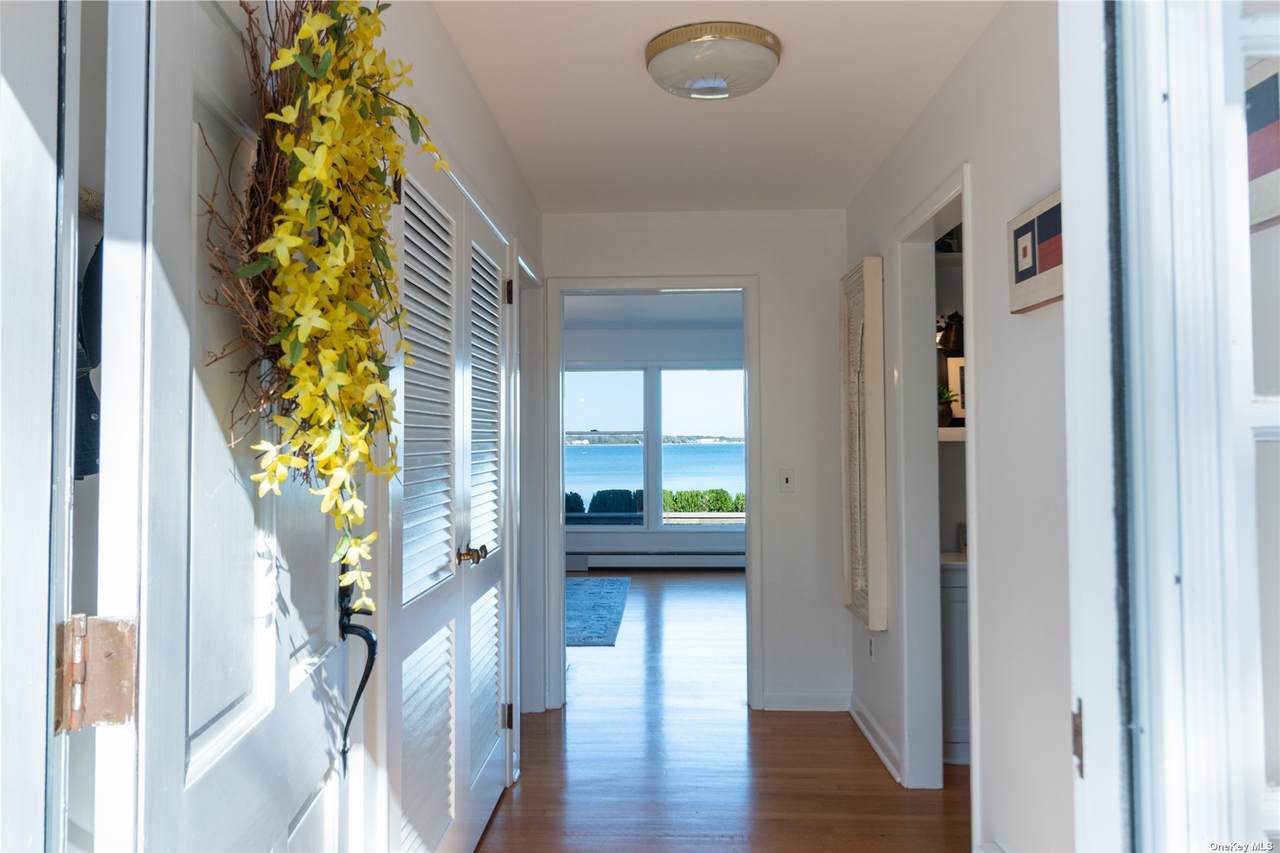 1605 Parish Drive - Photo 1