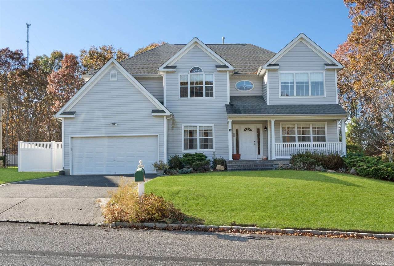 10 Beechwood Drive - Photo 1