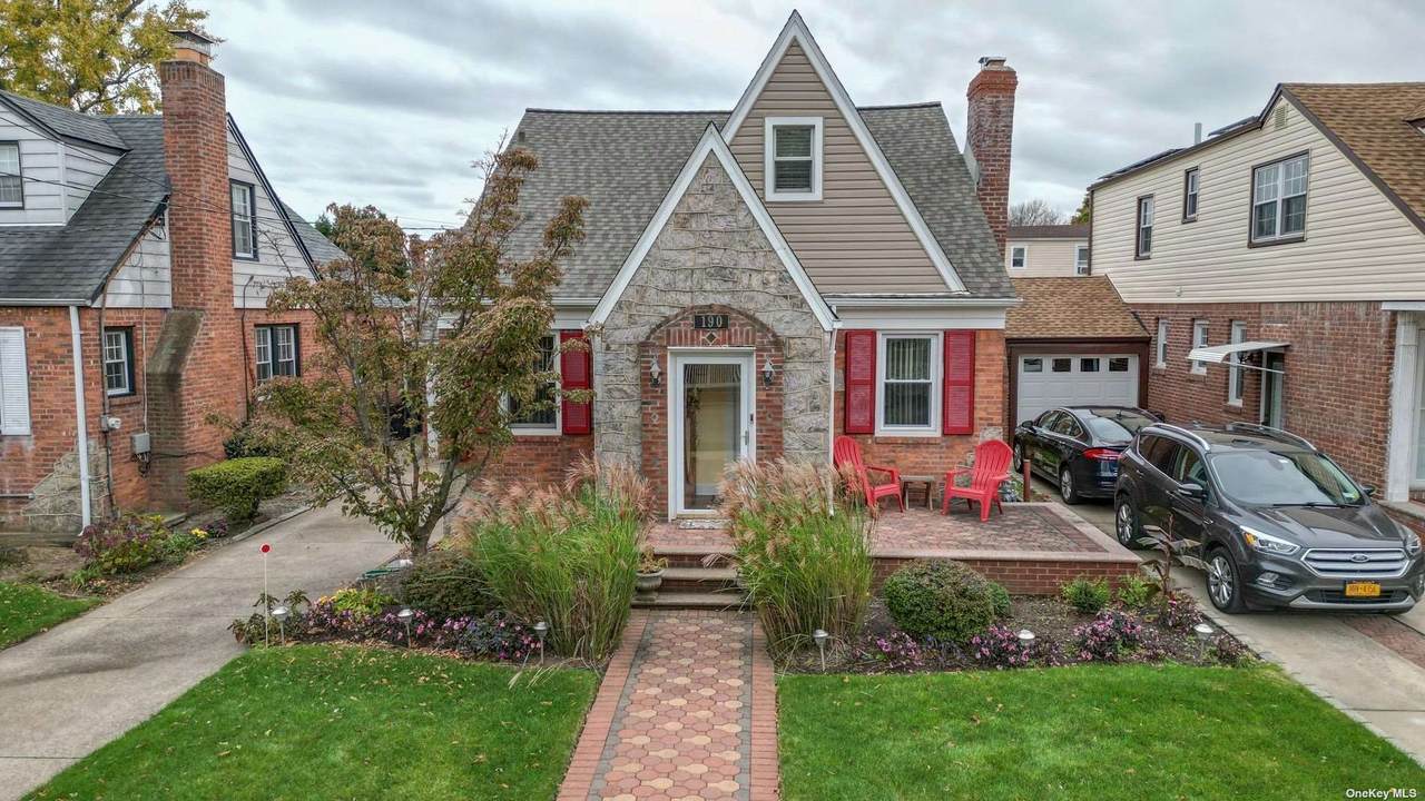 190 Elm Street - Photo 1