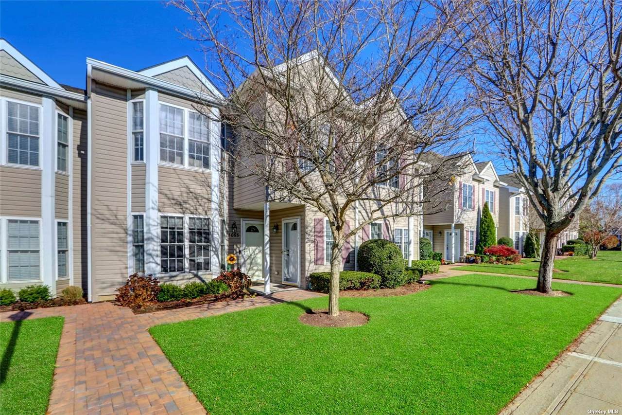 1064 Savoy Drive - Photo 1