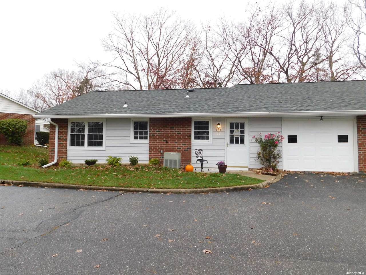 174 Ventry Court - Photo 1