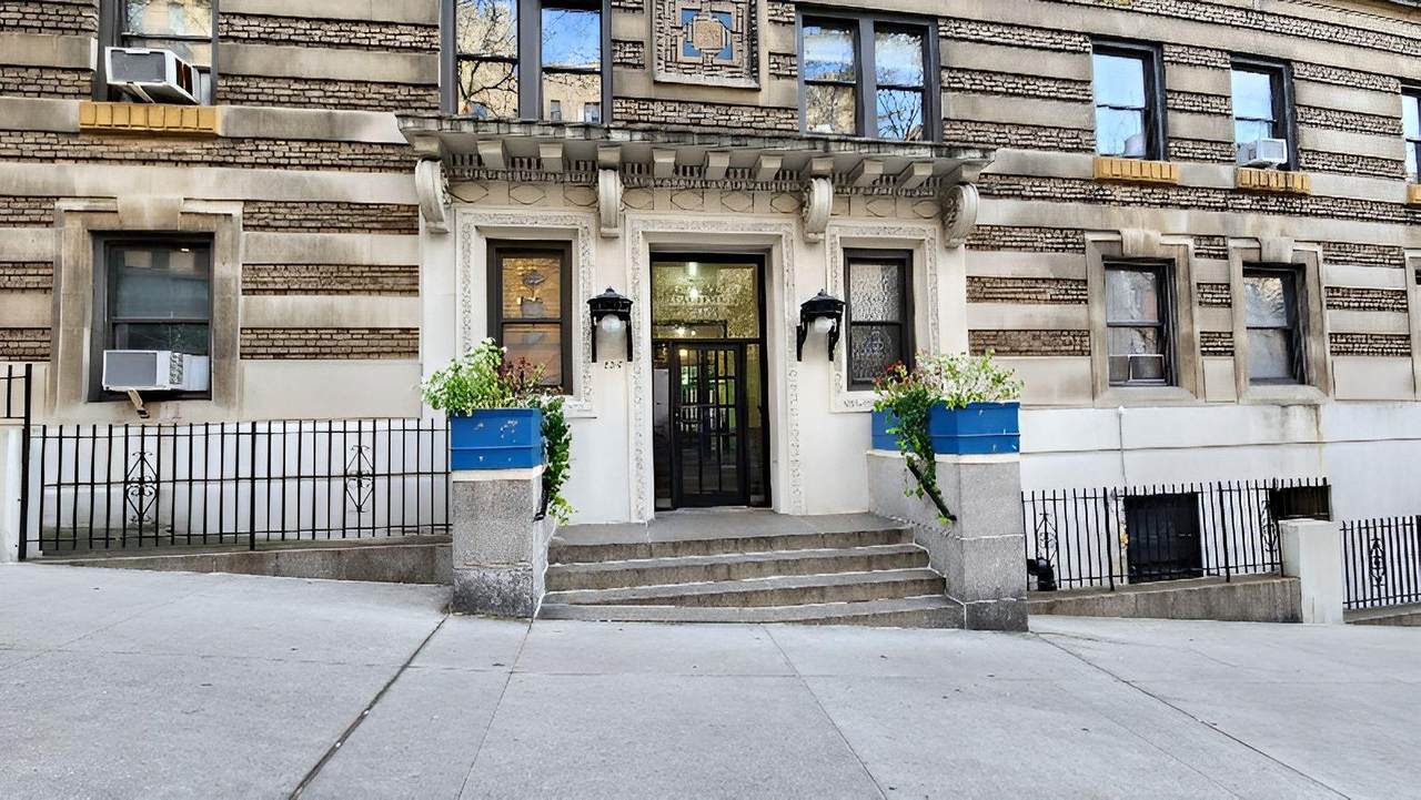 854 181st Street - Photo 1