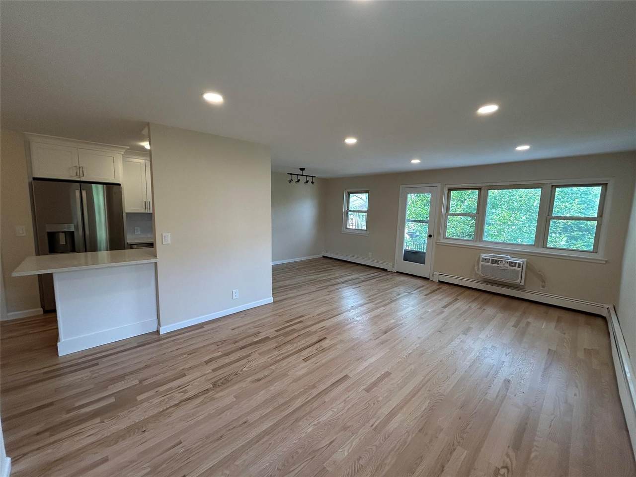 665 Pelham Road - Photo 1