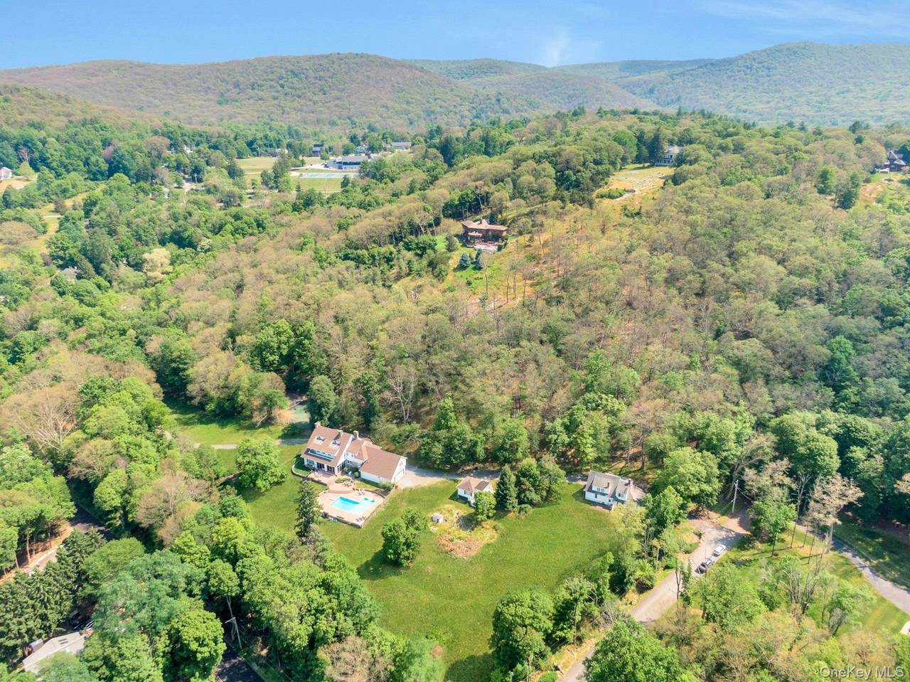 23 Maple Road - Photo 1