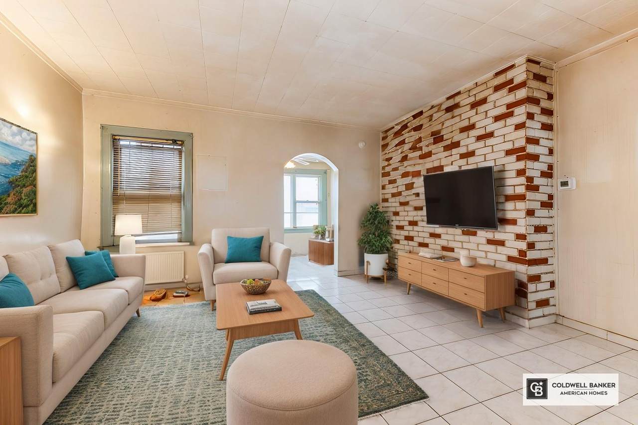 5130 47th Street - Photo 1