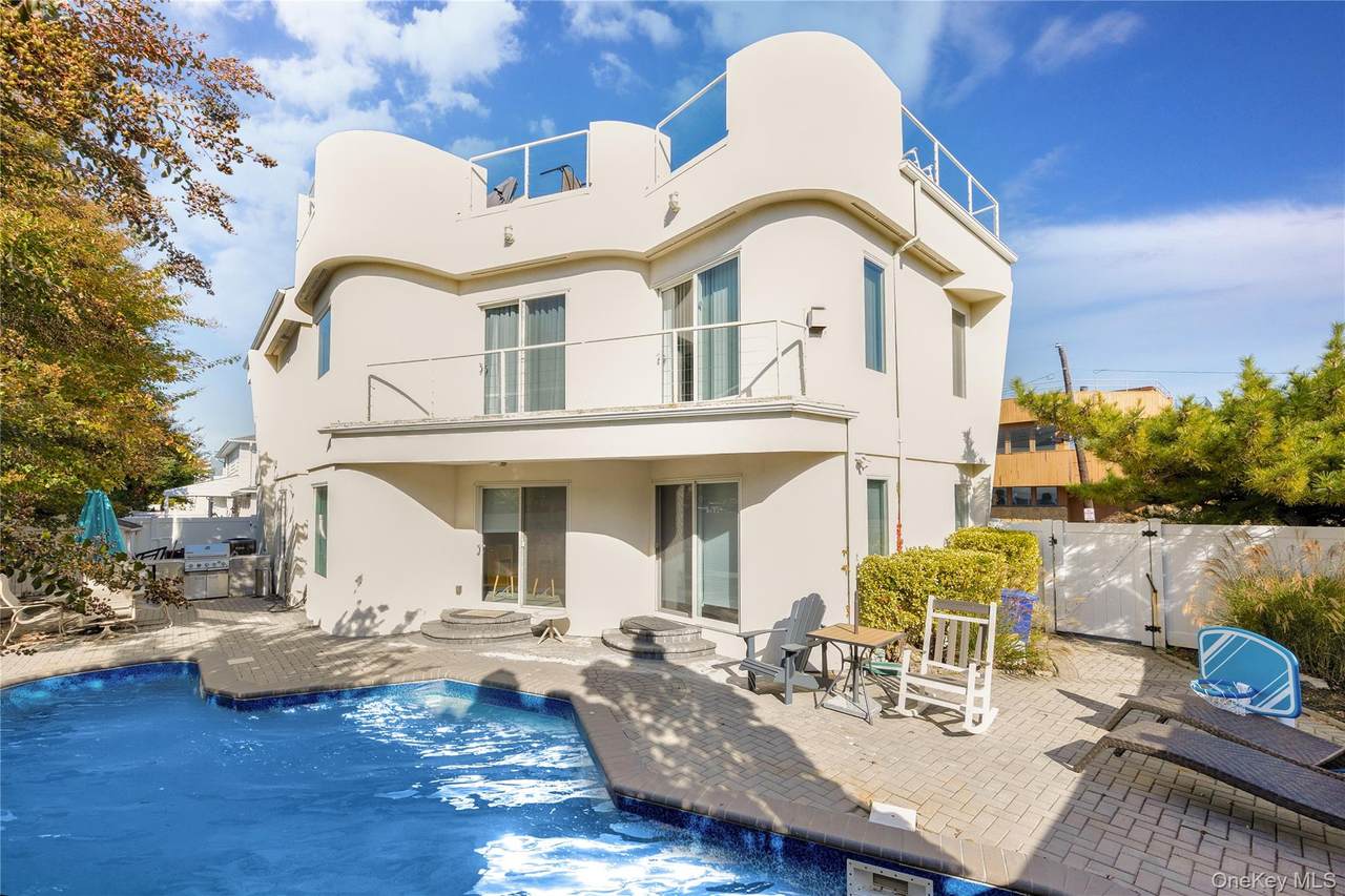 54 Matlock Street - Photo 1