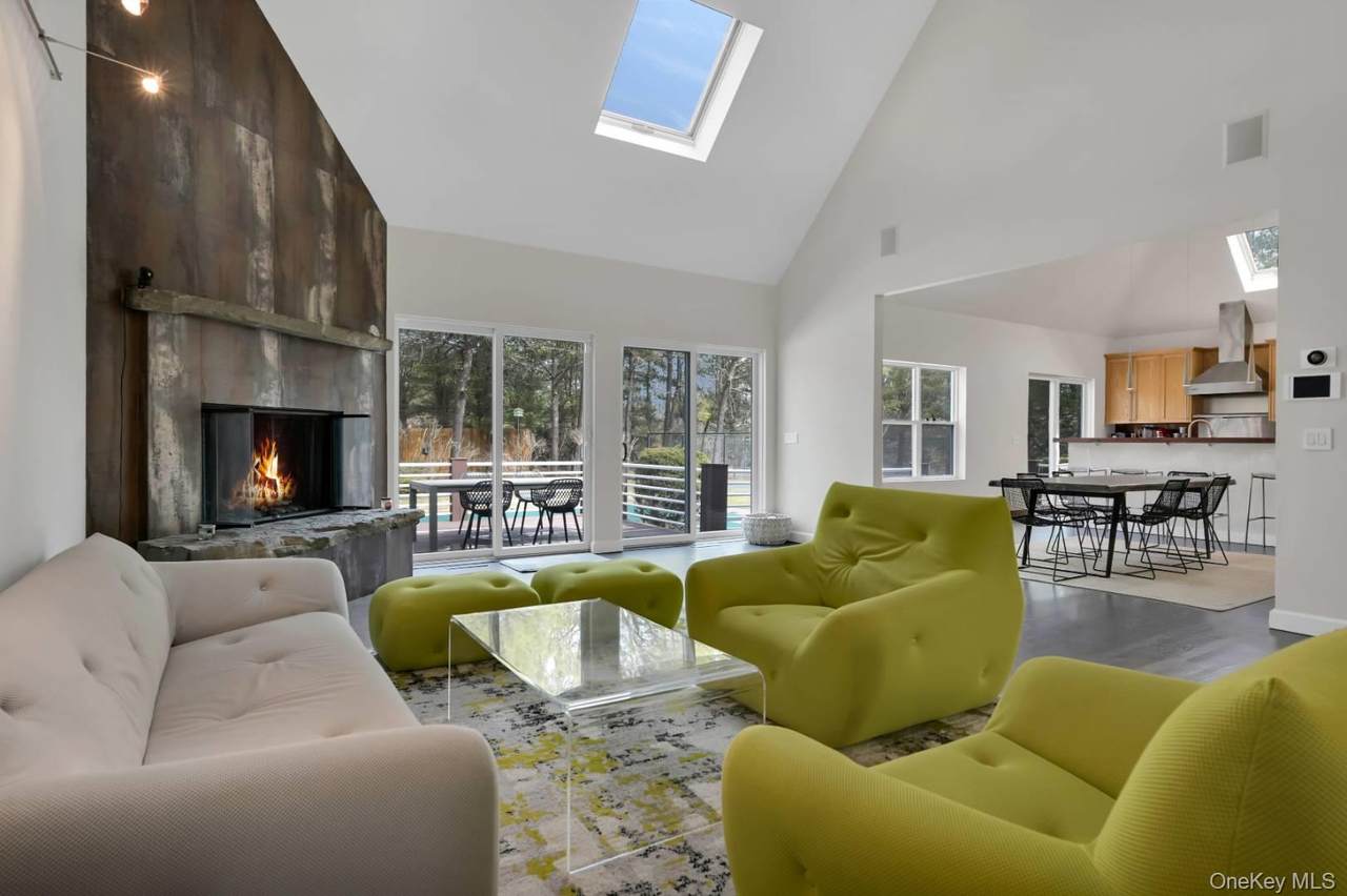 26 Lakeside Lane - Photo 1