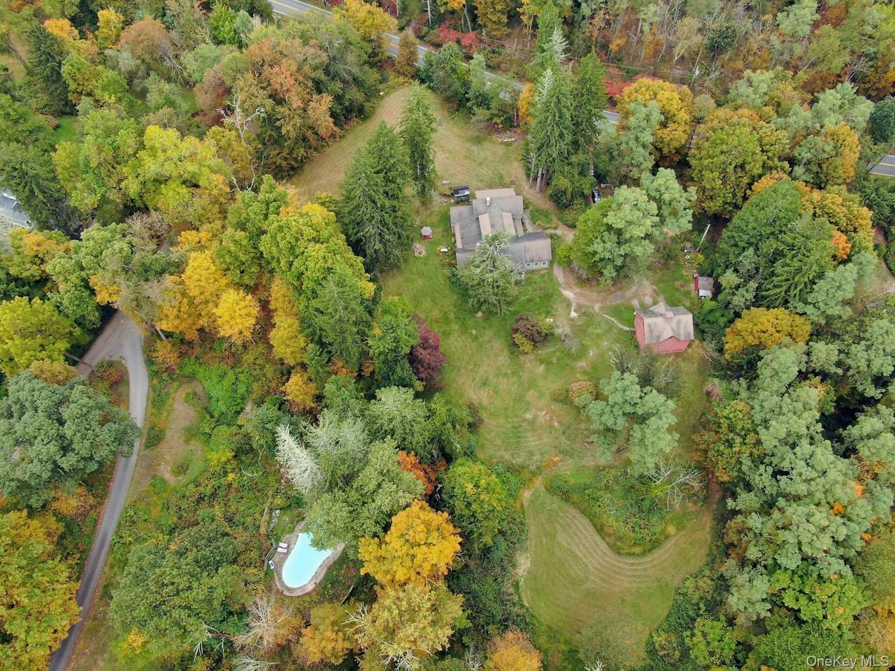 209 Hardscrabble Road - Photo 1