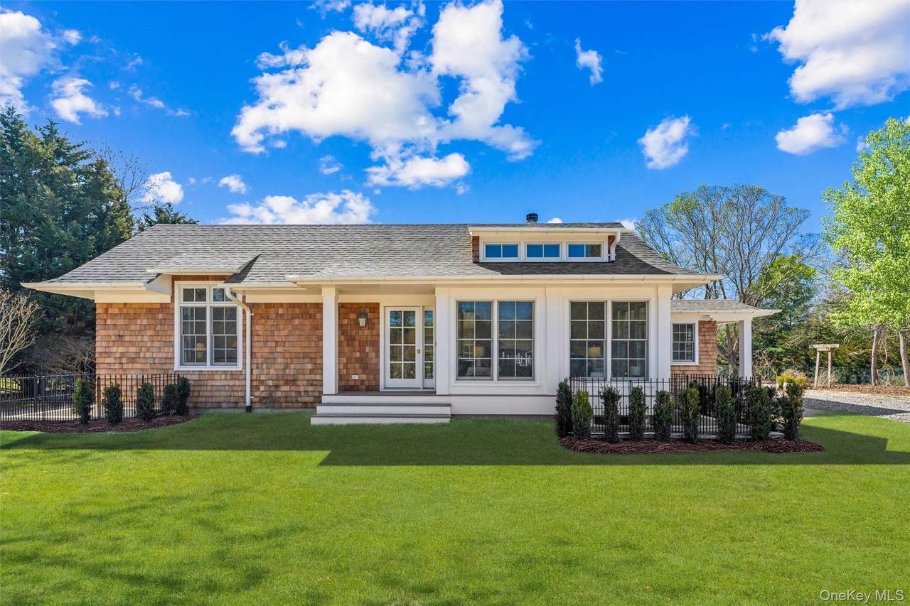 25 Lamb Avenue - Photo 1