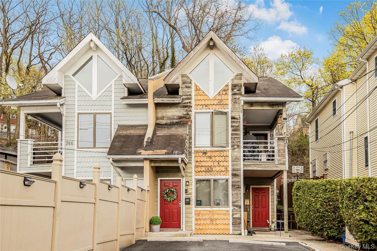 764 Warburton Avenue - Photo 1