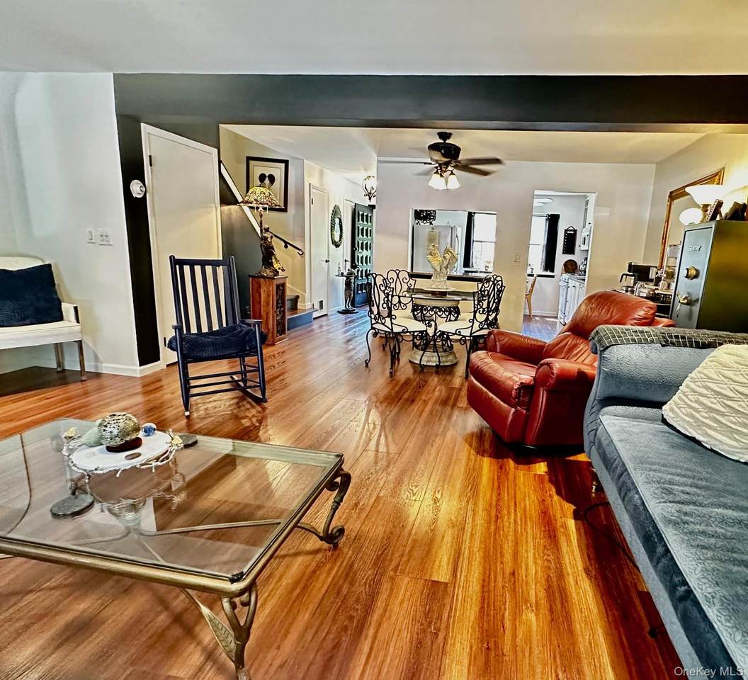 76 Yorkshire Drive - Photo 1