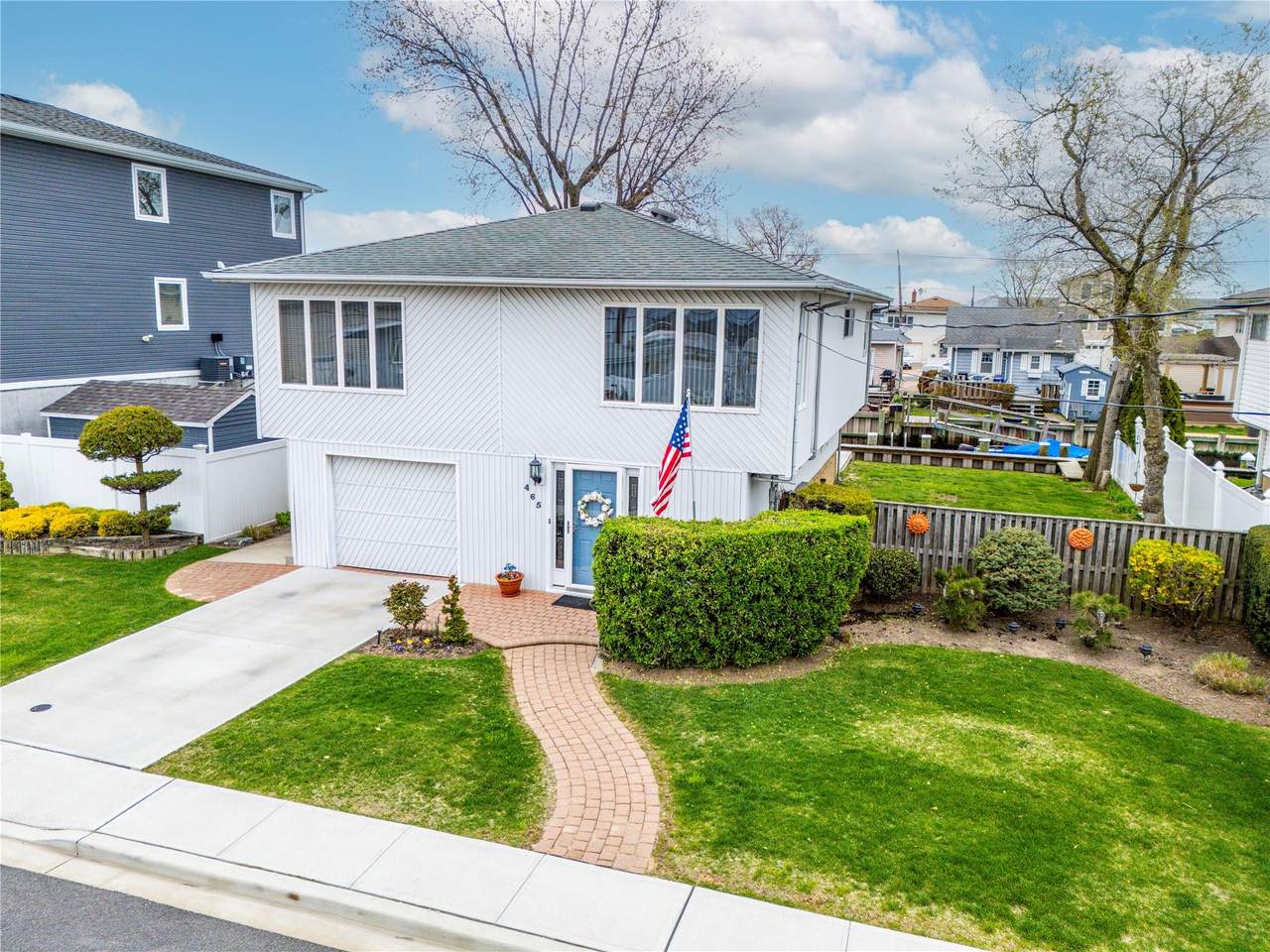 465 Nassau Avenue - Photo 1
