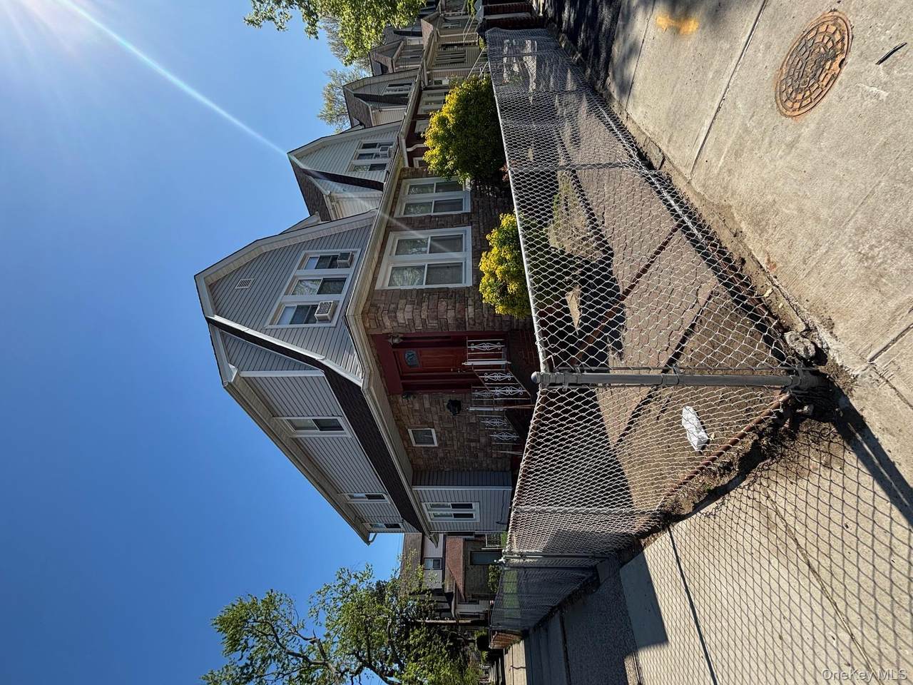 168-14 115 Avenue - Photo 1