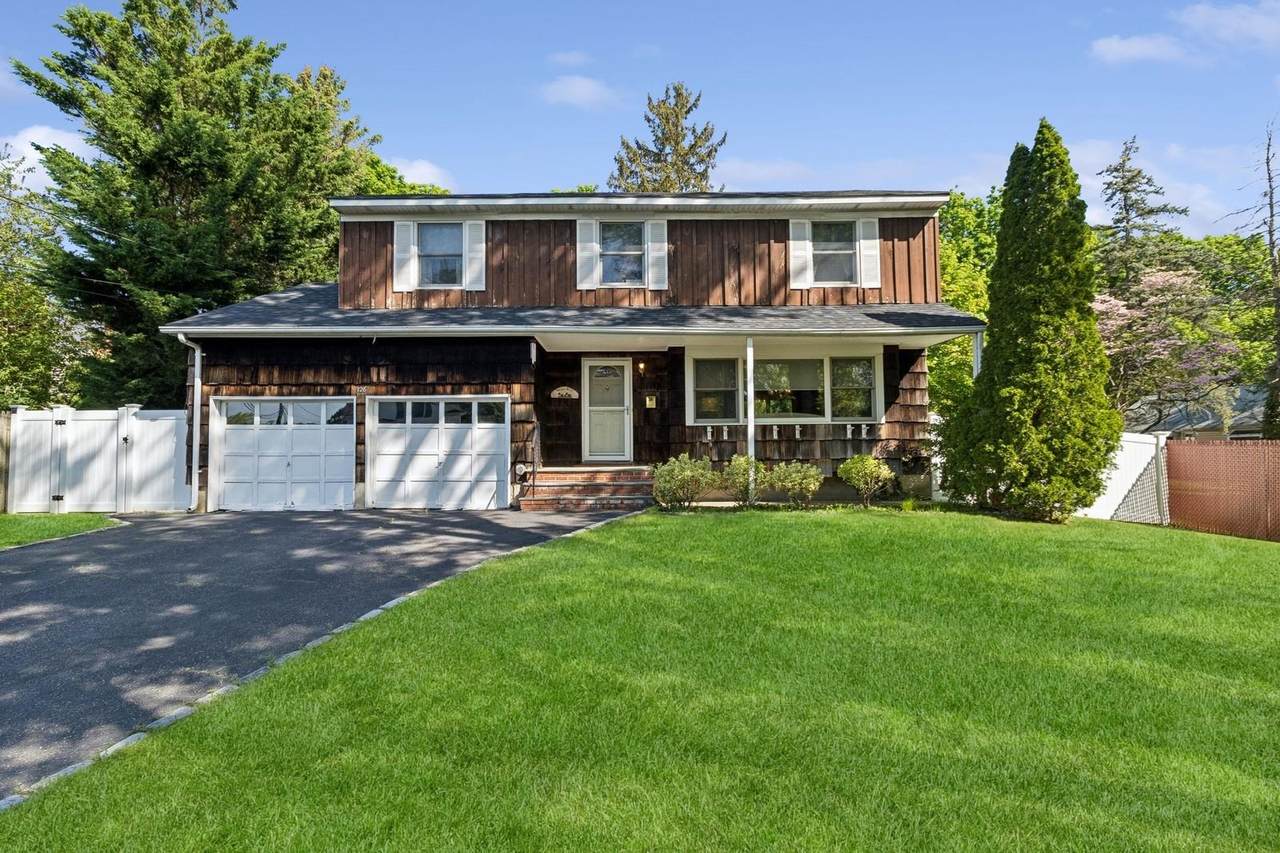 126 Carley Avenue - Photo 1