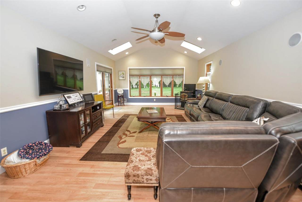 15 Hillside Avenue - Photo 1