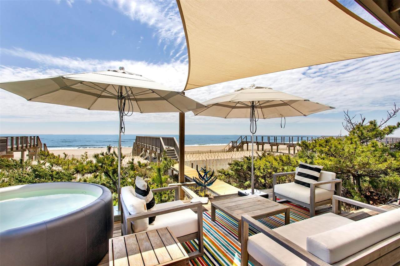592 Ocean Walk - Photo 1