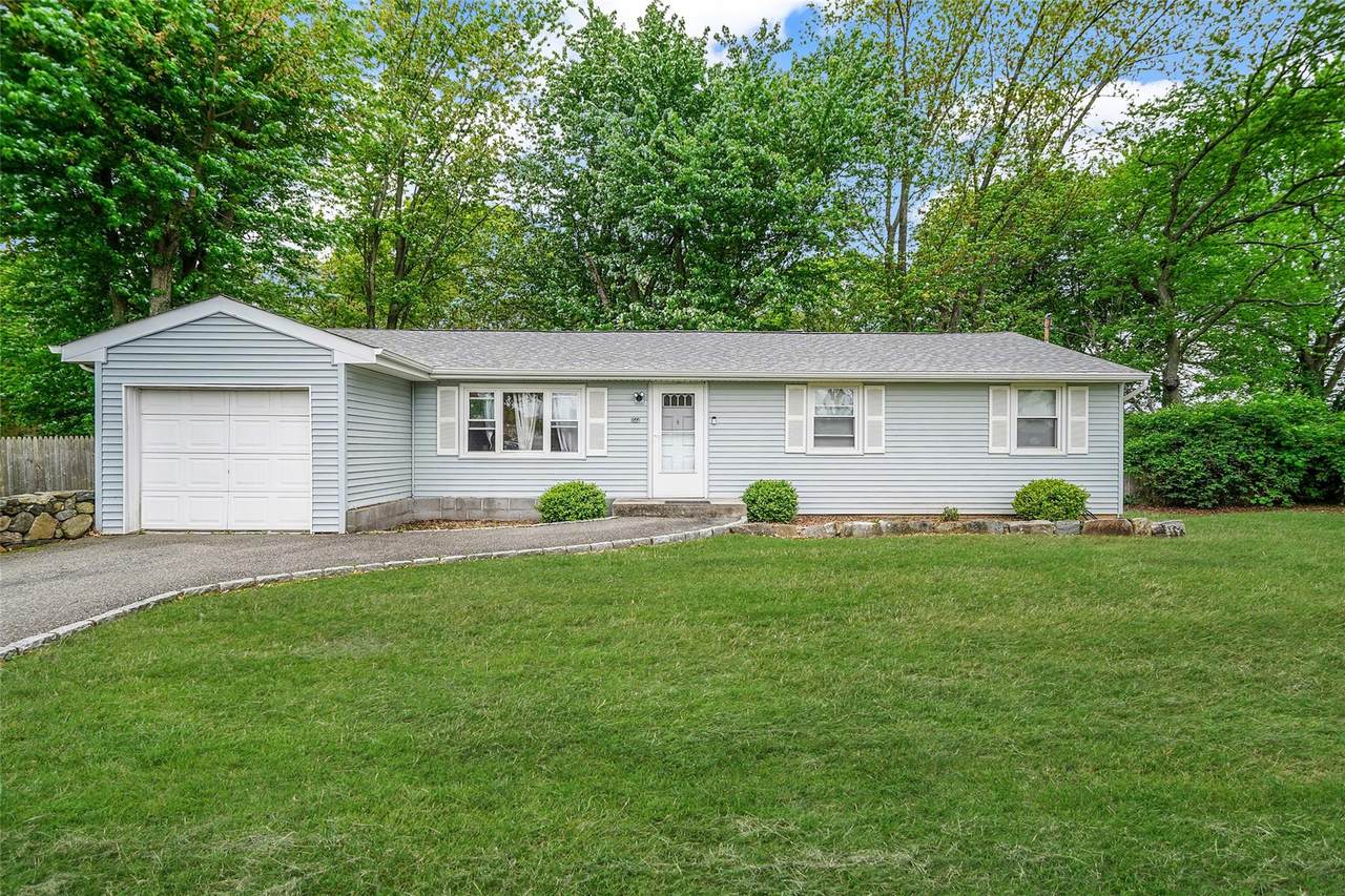 1564 Illinois Avenue - Photo 1