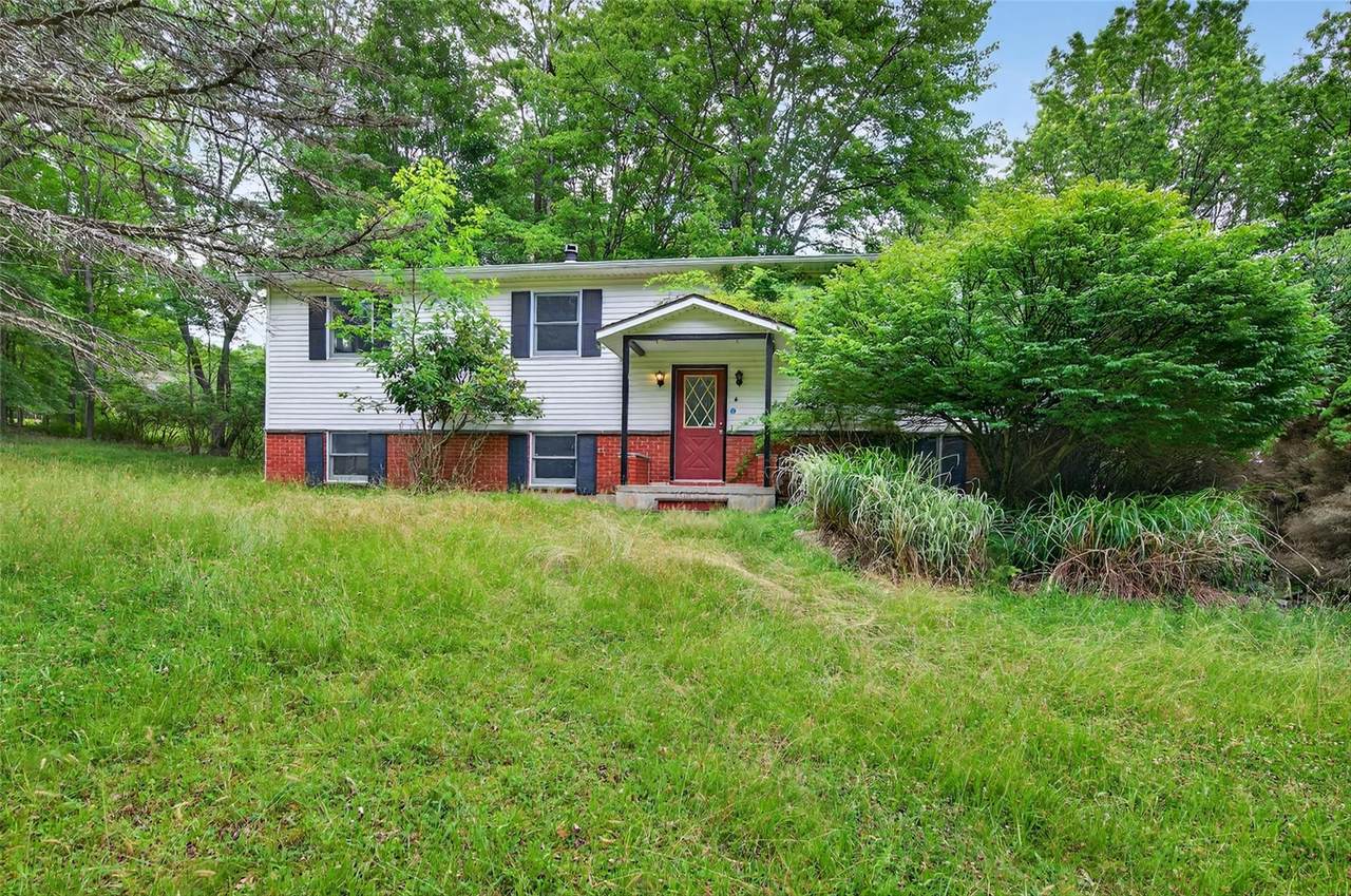 6 Pine Avenue - Photo 1