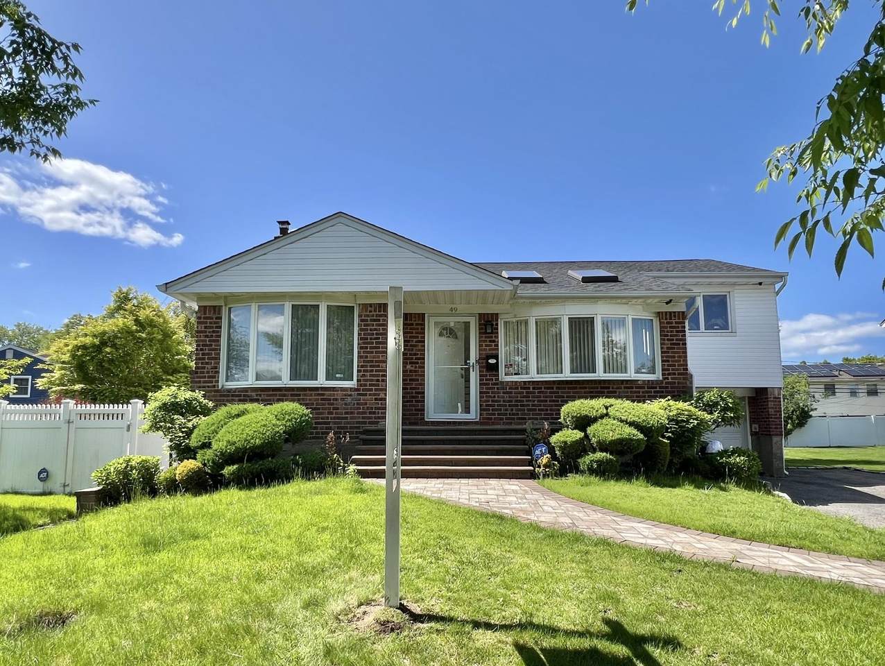 49 Bruce Ln - Photo 1