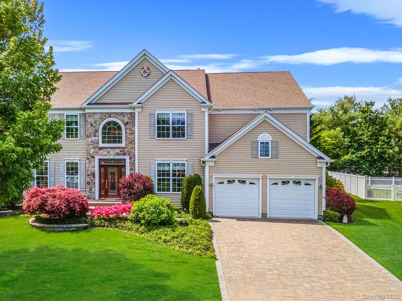 29 Pinehurst Drive - Photo 1