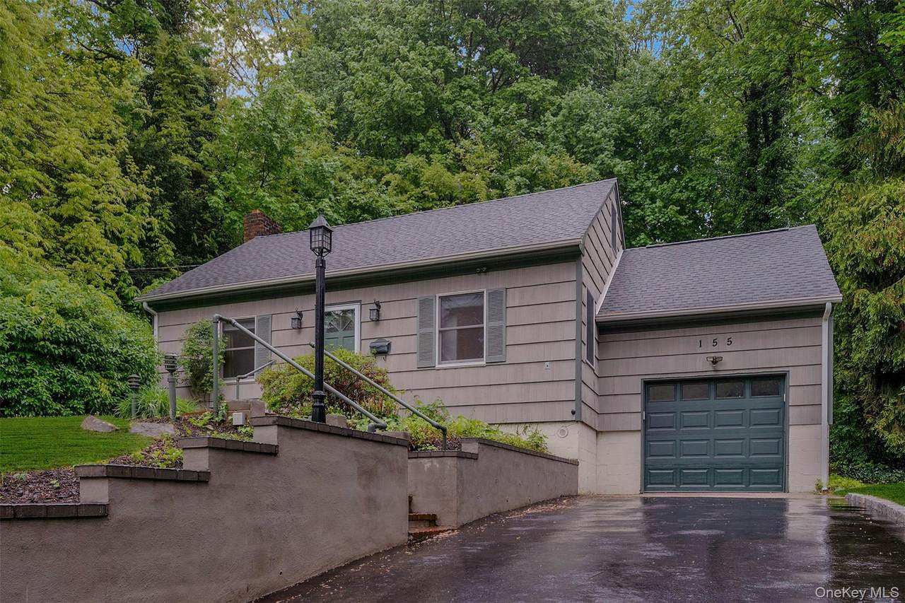 155 Woodbury Road - Photo 1