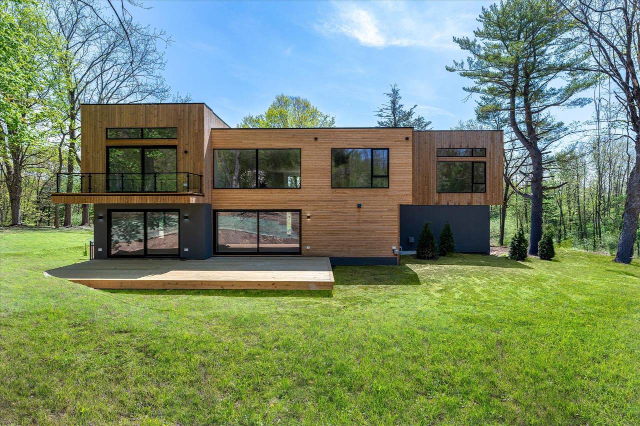 28 Mclain Street - Photo 1