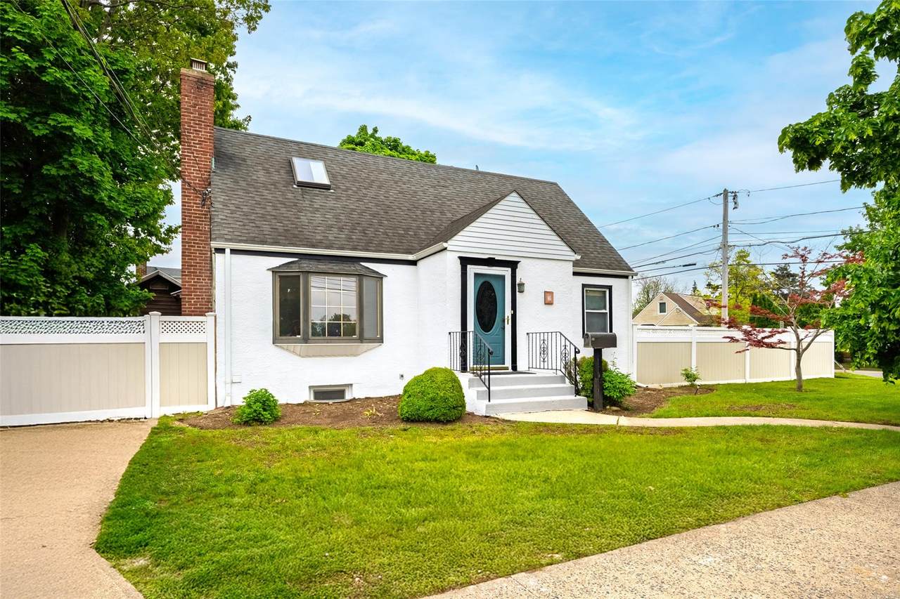19 Underhill Avenue - Photo 1