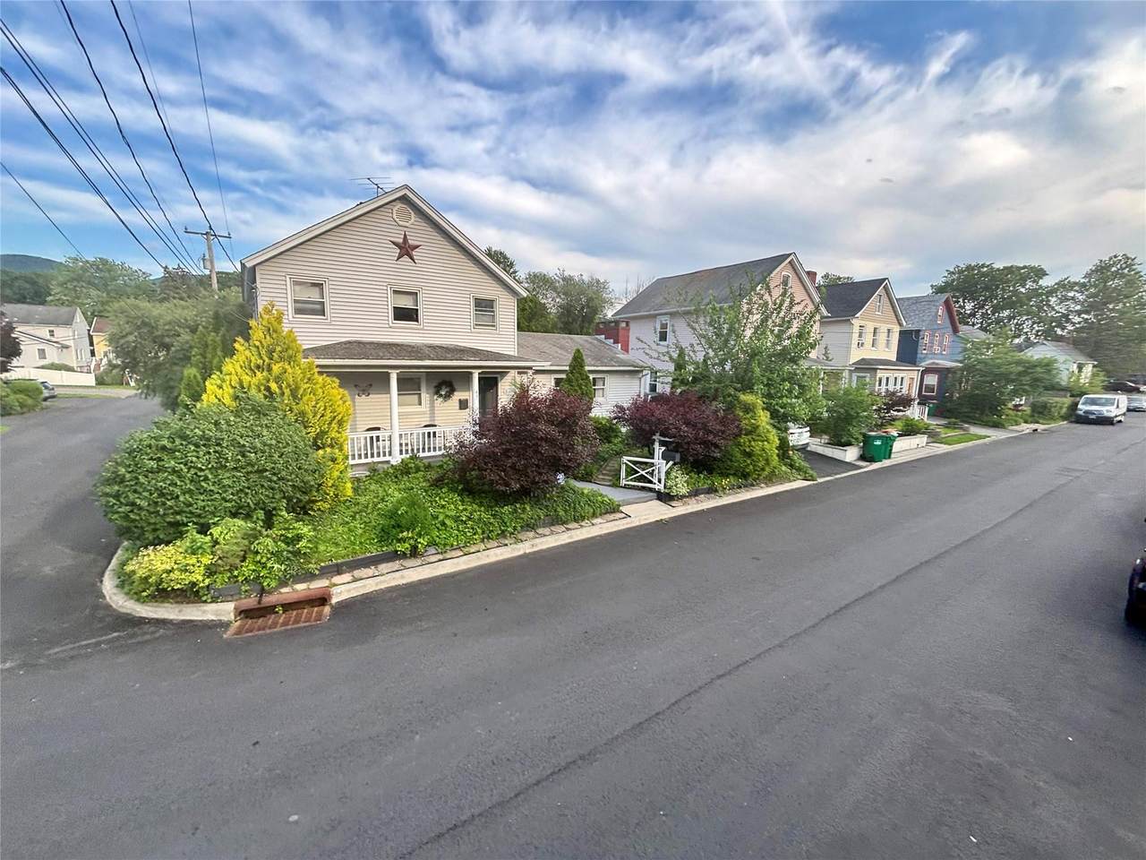 49 Chestnut Street - Photo 1