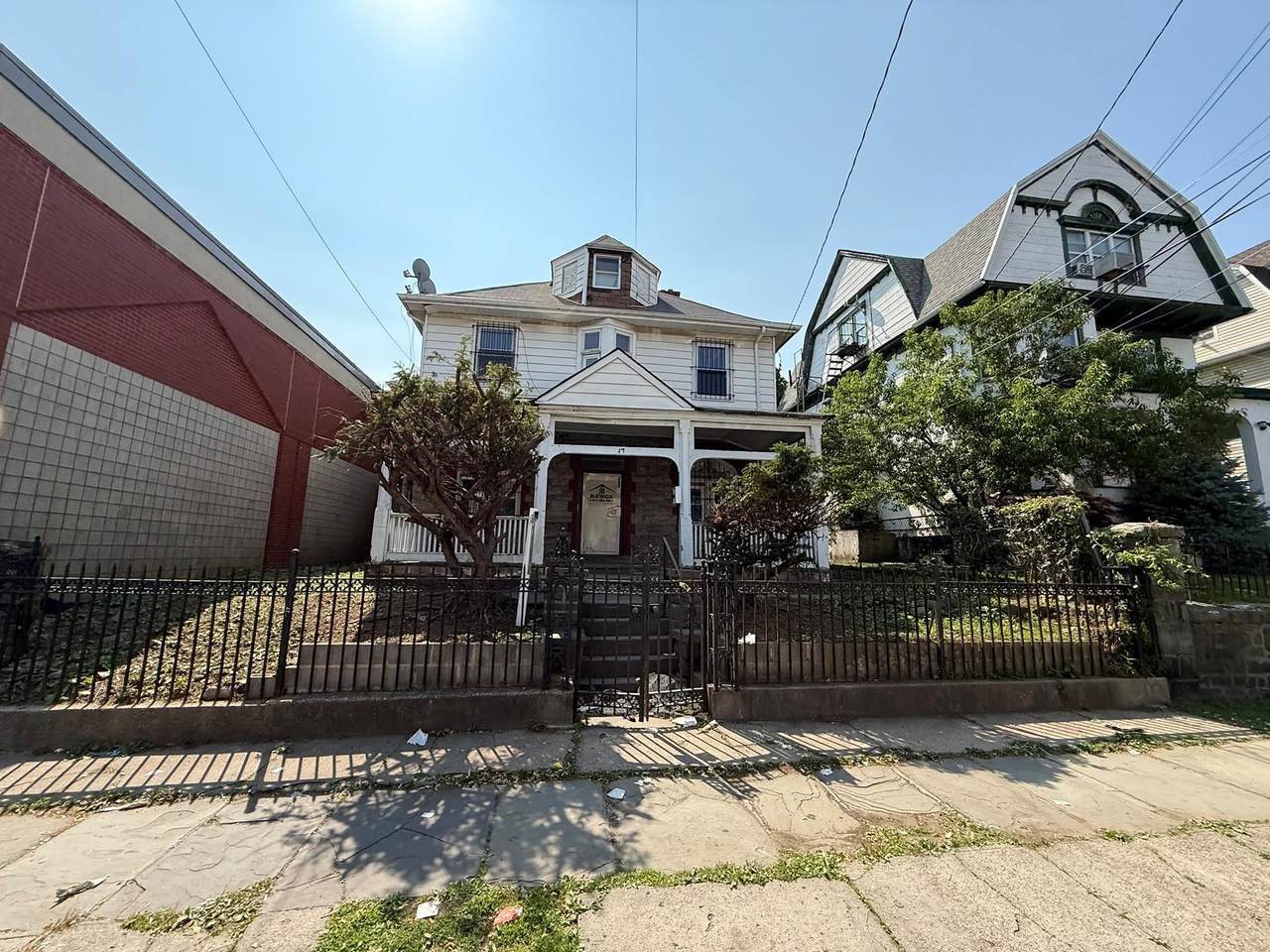 39 Livingston Avenue - Photo 1