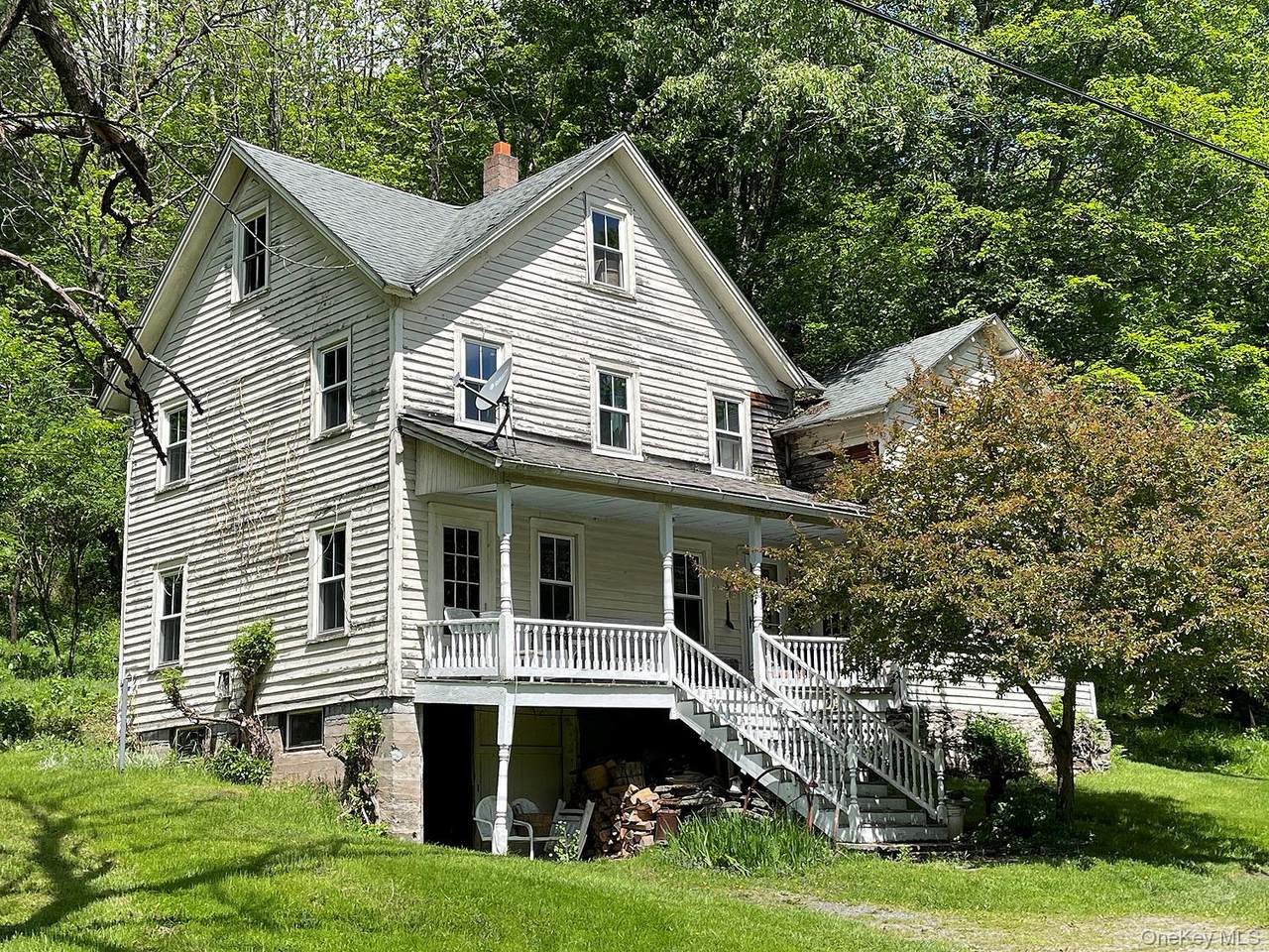 12 Henderson Road - Photo 1